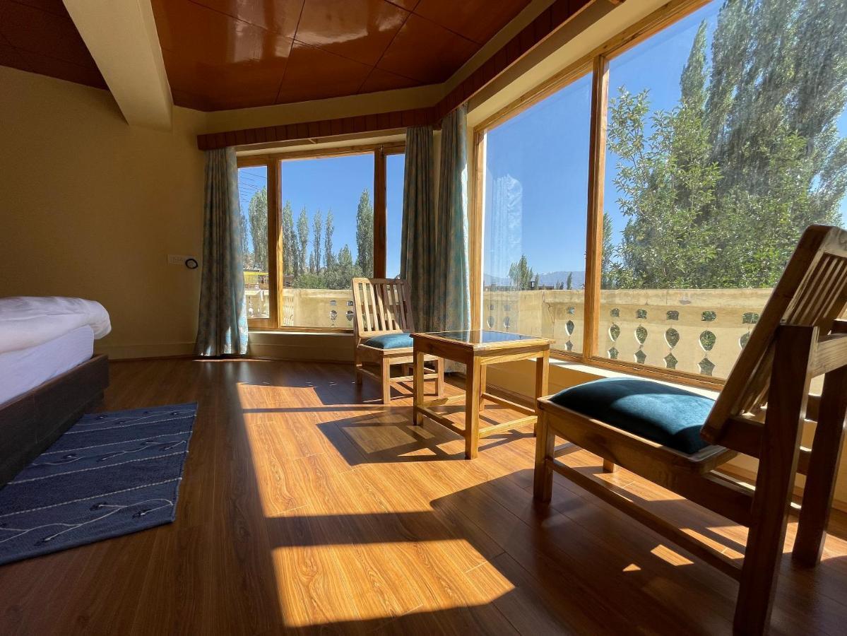 Hinjuma Guest House レー エクステリア 写真
